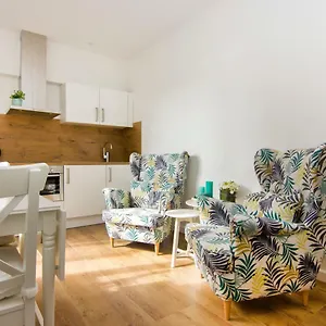 https://lou-lou.zandvoort-hotels.com